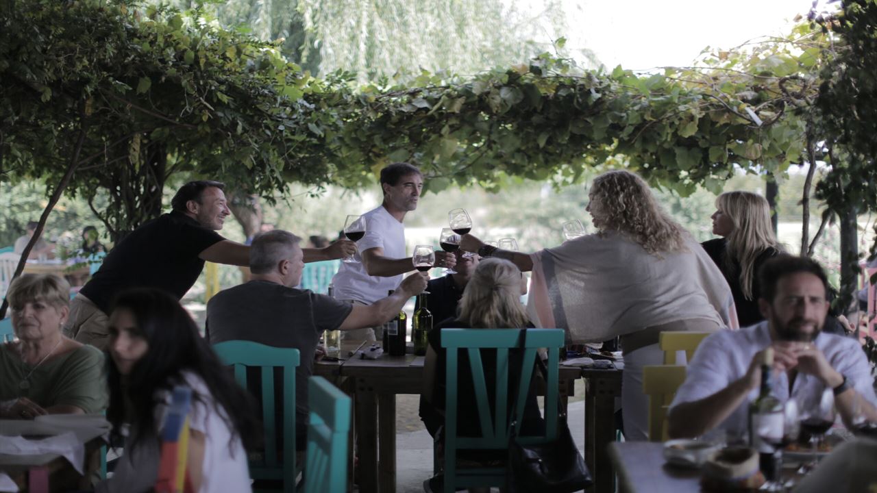 Wine Tour And Tasting At La Azul Boutique Winery (3)