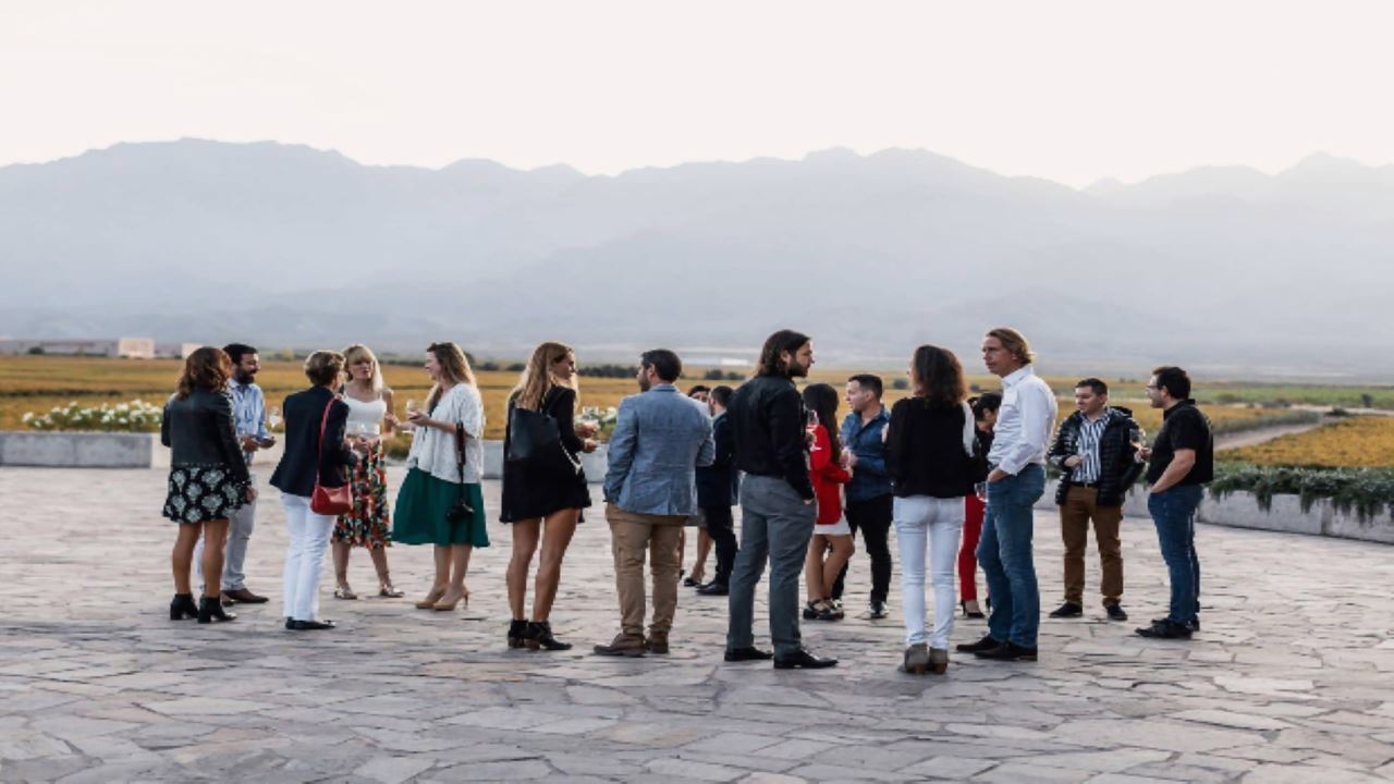 Premium Wine Tasting Tour At Bodega Diamandes (2)