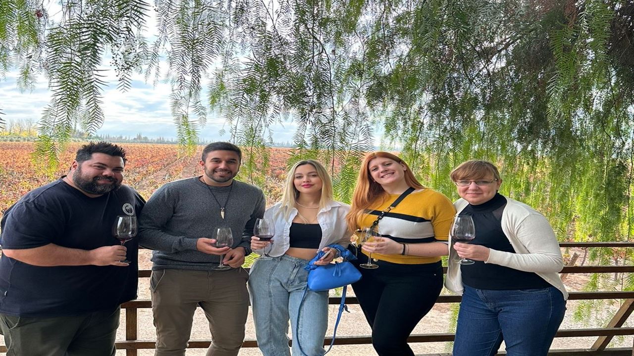 Winery Visit With Wine Tasting (4)